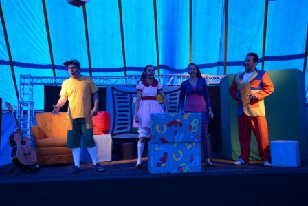 Teatro - Meia, Meia Lua, 1, 2, 3